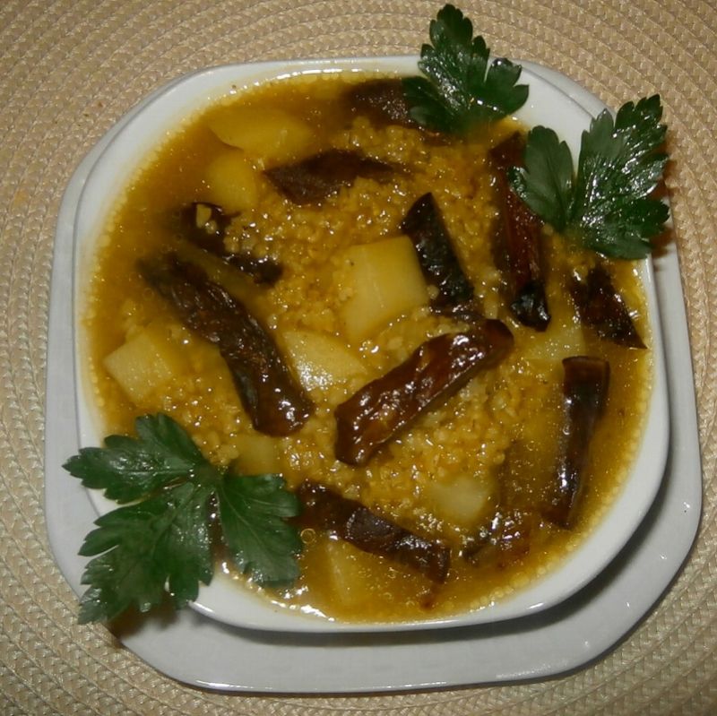 Zupa grzybowa z kaszą