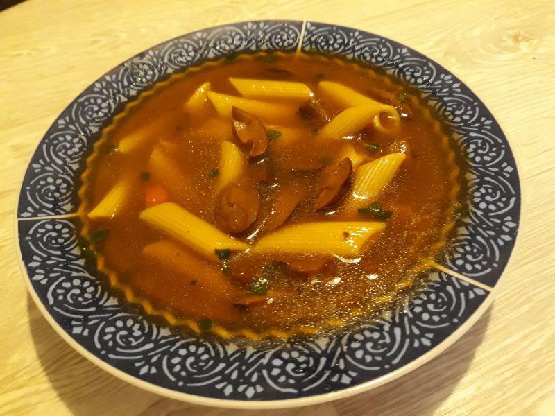 Zupa grzybowa z makaronem
