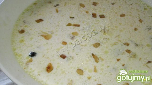 Zupa grzybowo-cebulowa  Zupa grzybowo-cebulowa