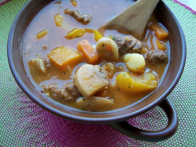 Zupa gulaszowa Zupa gulaszowa