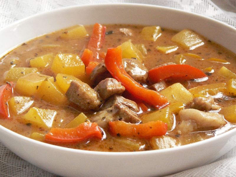 Zupa gulaszowa z dynią Zupa gulaszowa z dynią