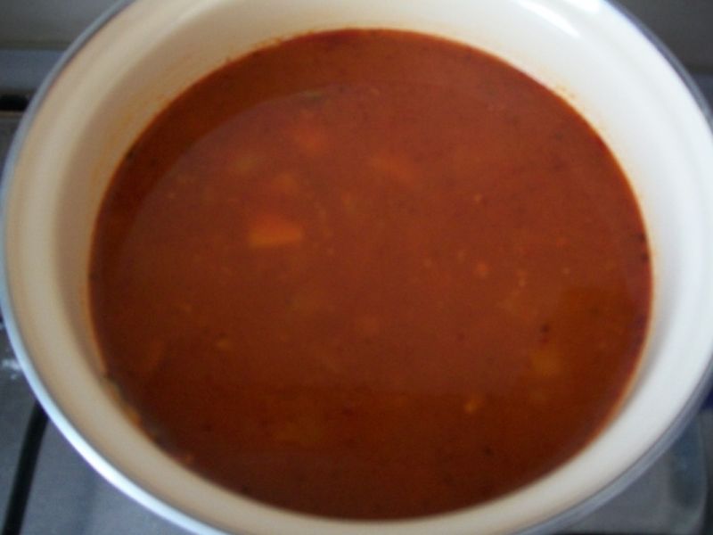 Zupa gulaszowa z pieczarkami