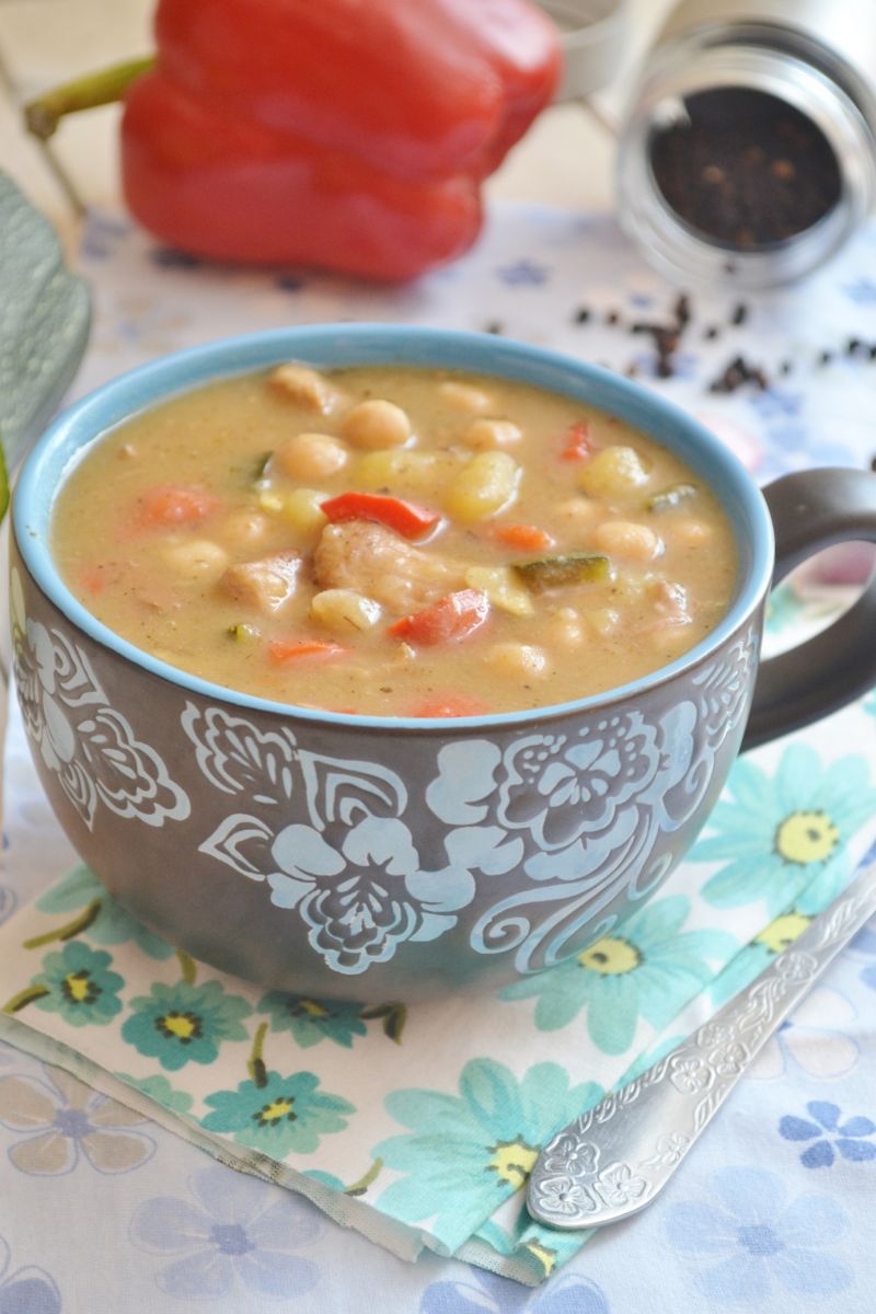 Zupa gulaszowa z soczewicą Zupa gulaszowa z soczewicą