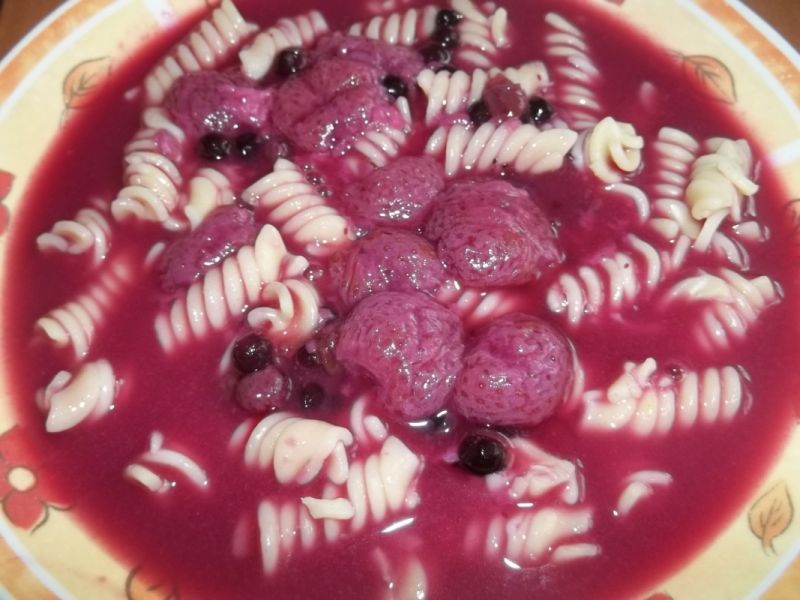 Zupa jagodowo - truskawkowa Zupa jagodowo - truskawkowa