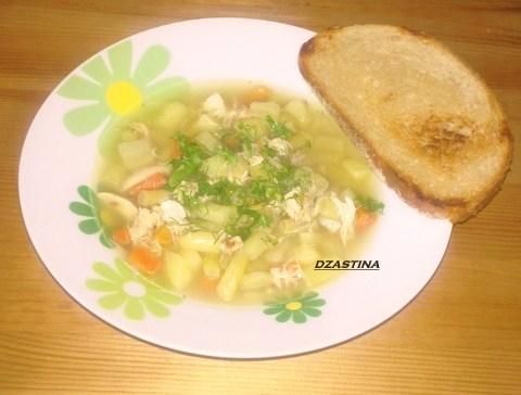 Zupa jarzynowa.. głównie z szabelku...