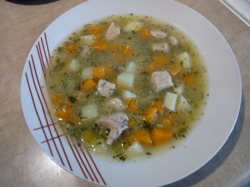 Zupa jarzynowa z cukinią