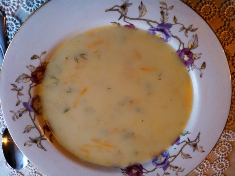 Zupa jarzynowa z lanymi kluskami