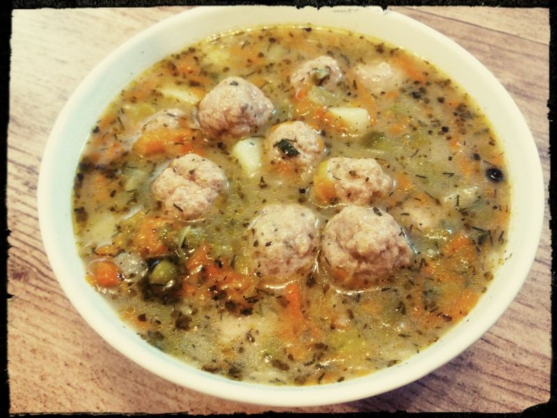 Zupa jarzynowa z pulpecikami