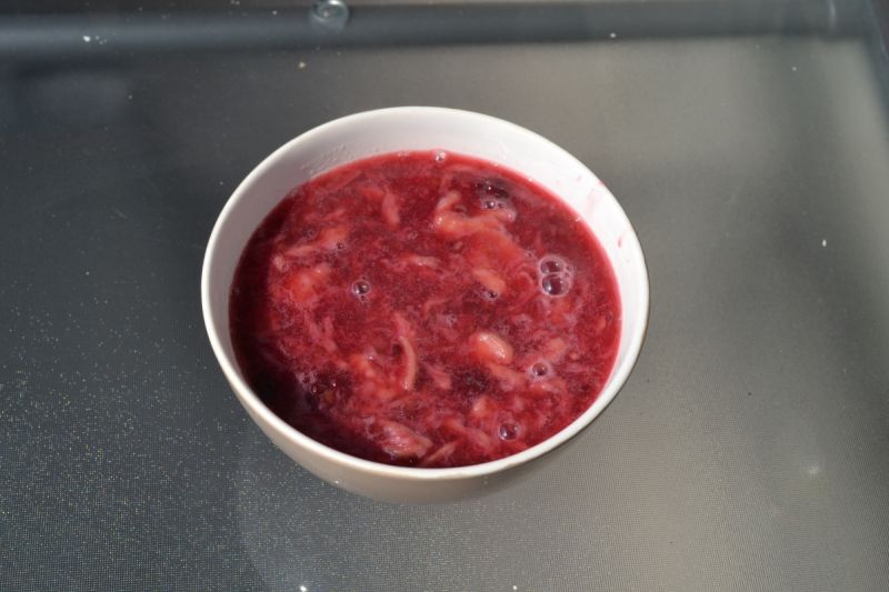 Zupa jeżynowa z kluskami Zupa jeżynowa z kluskami