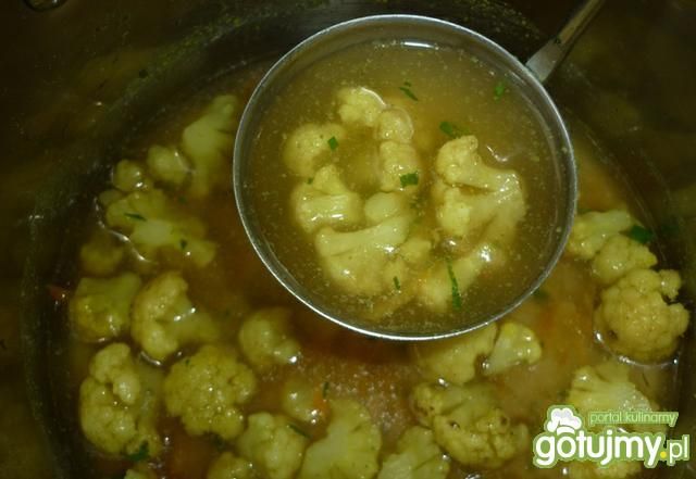 Zupa kalafiorowa na wywarze z kurczaka Zupa kalafiorowa na wywarze z kurczaka