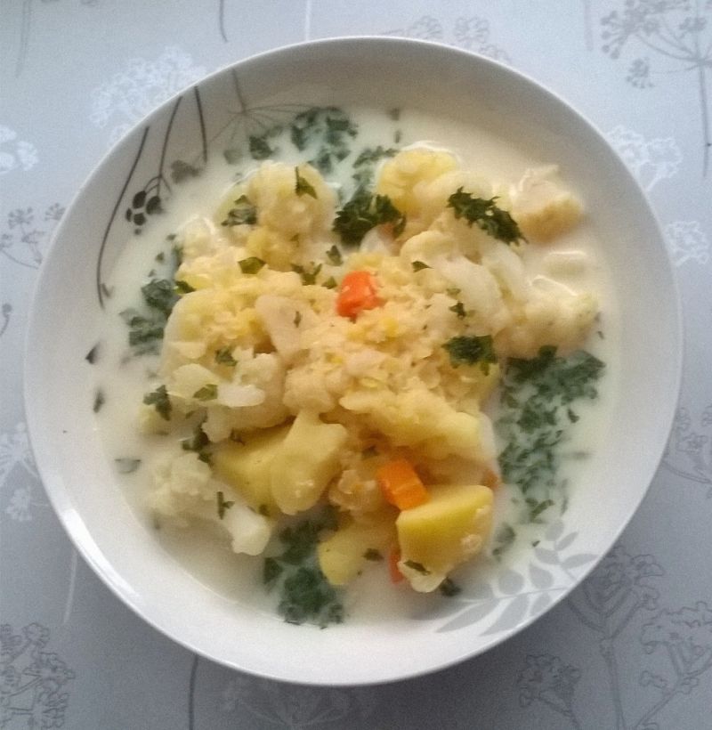 Zupa kalafiorowa z soczewicą Zupa kalafiorowa z soczewicą