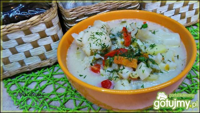 Zupa kalafiorowo paprykowa