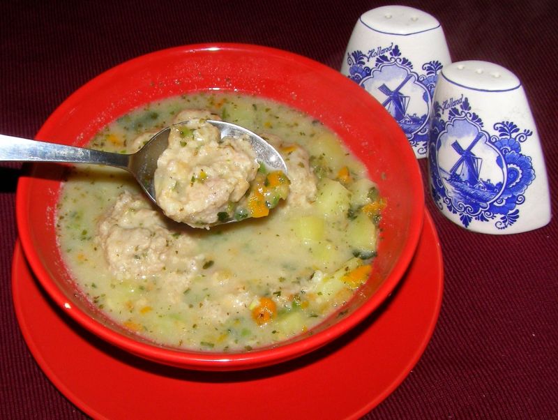 Zupa klopsikowa kartoflanka