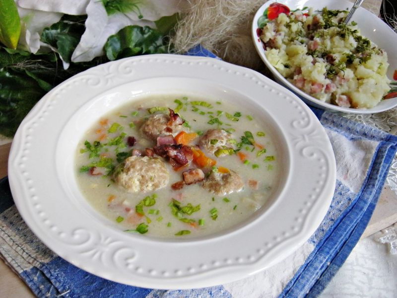Zupa klopsowa z boczkiem Zupa klopsowa z boczkiem