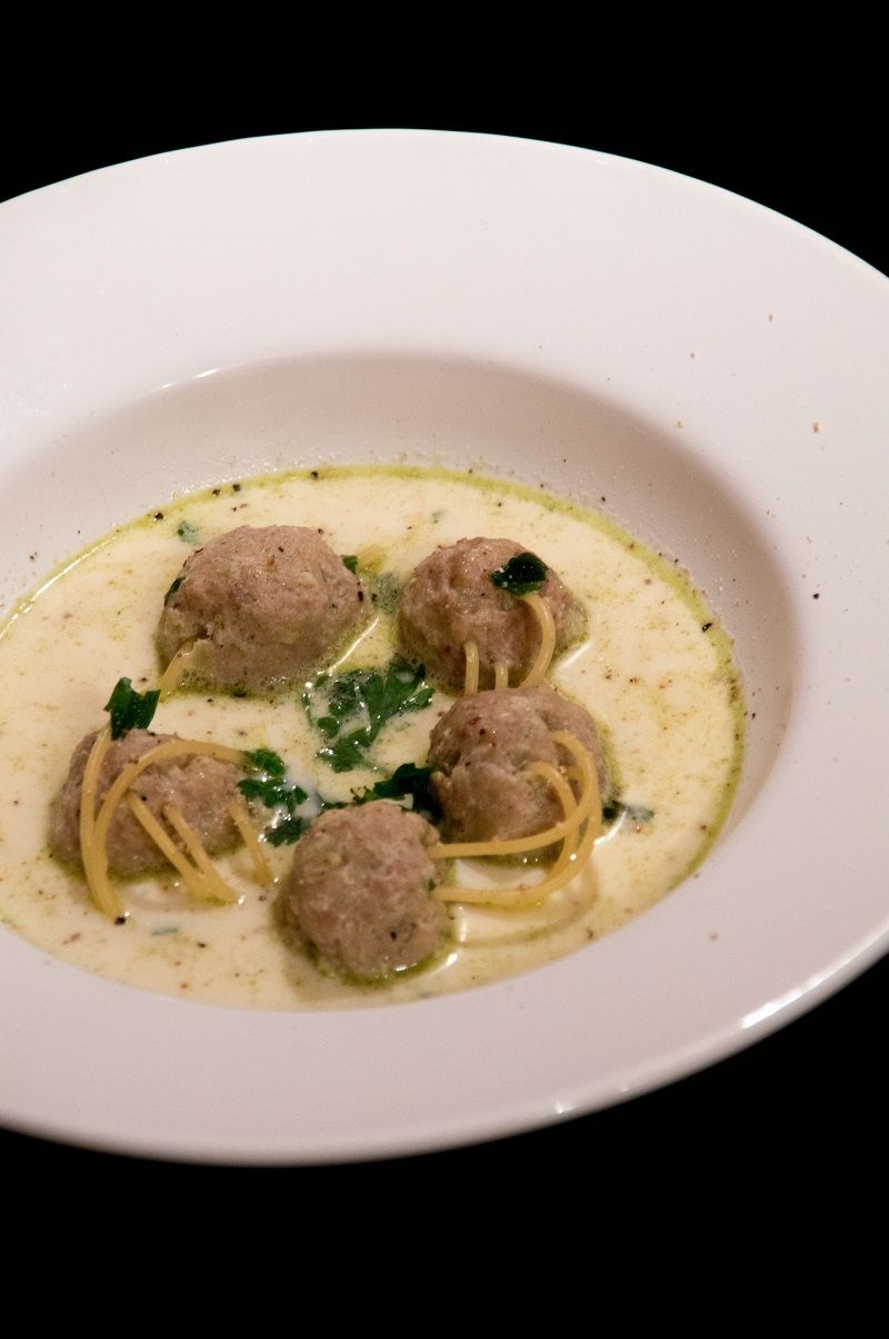 Zupa klopsowa z koralami