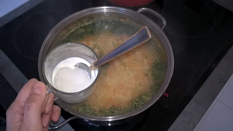 Zupa koperkowa z kaszą jaglaną