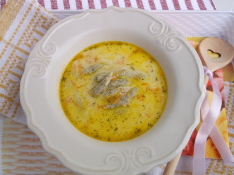 Zupa koperkowa z kluseczkami Zupa koperkowa z kluseczkami