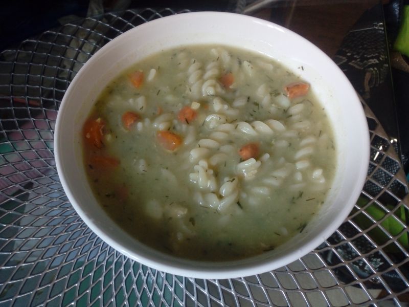 Zupa koperkowa z makaronem Zupa koperkowa z makaronem