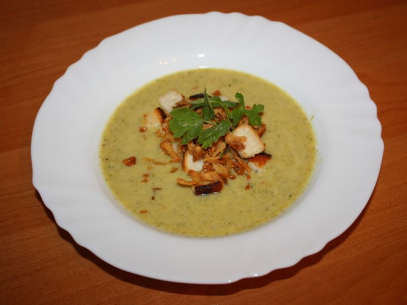 Zupa krem brokułowa