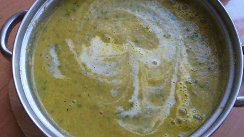 Zupa krem brokułowo - cukiniowa 