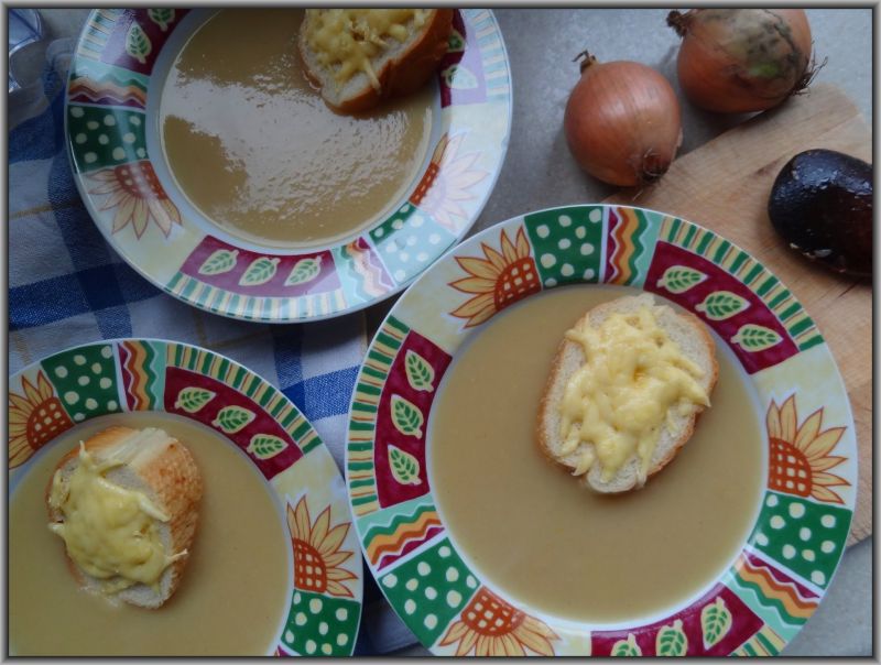 Zupa krem cebulowa Zupa krem cebulowa