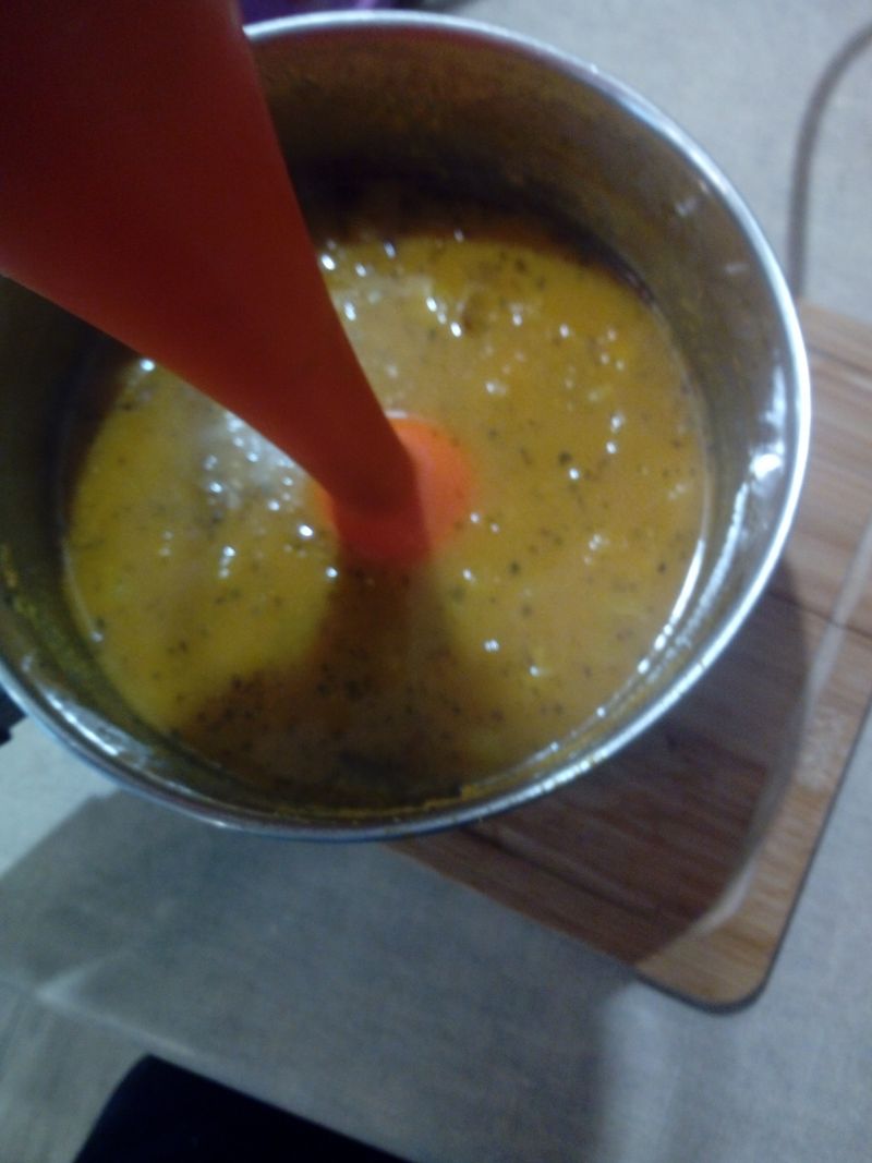 Zupa krem dyniowo - cebulowy