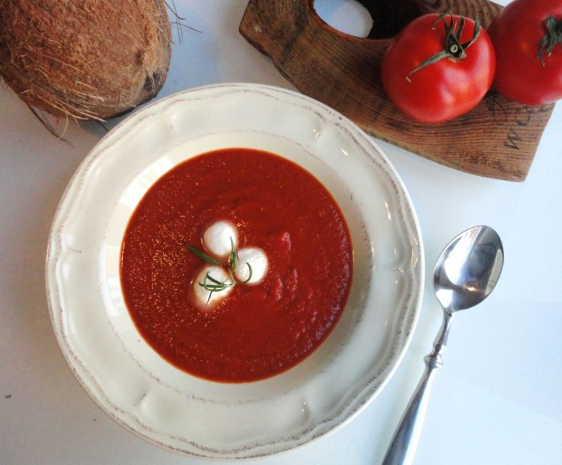 Zupa krem pomidorowo-kokosowa Zupa krem pomidorowo-kokosowa