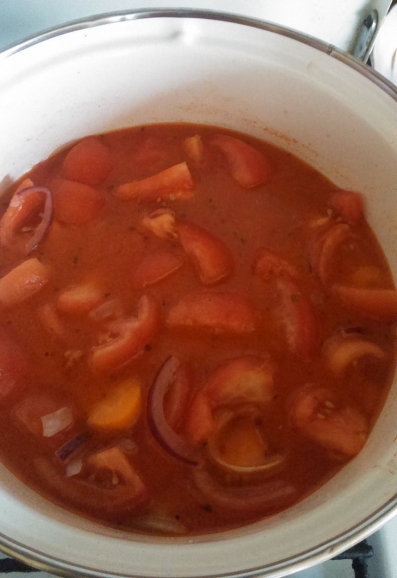 Zupa krem pomidorowy z grzankami