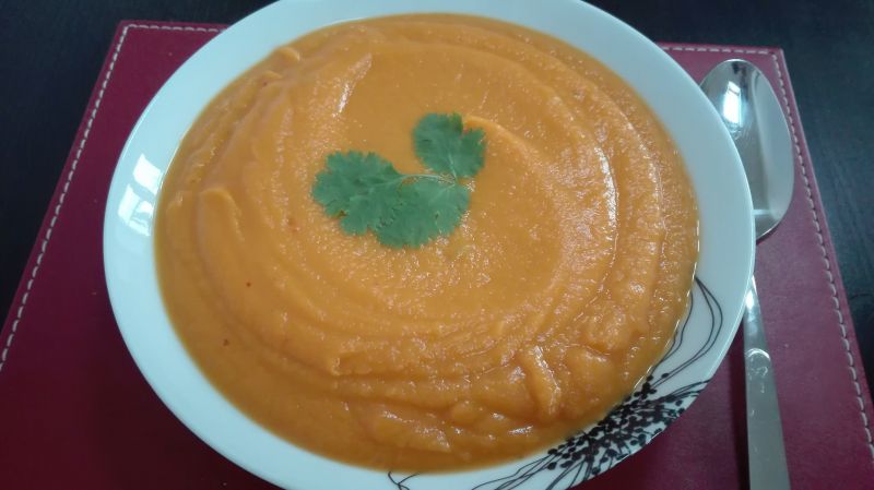 Zupa-krem z batatów z chili