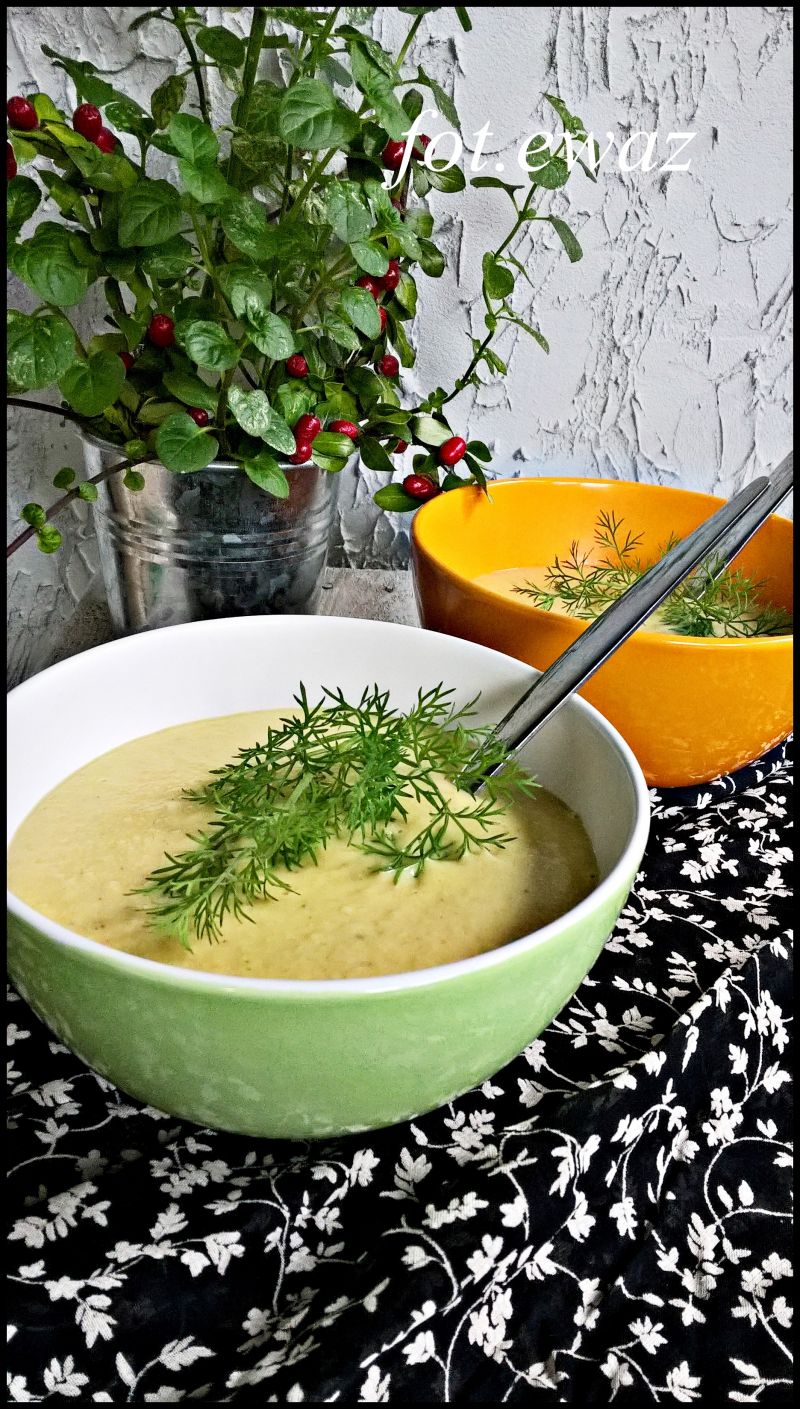 Zupa krem z czerwonej soczewicy
