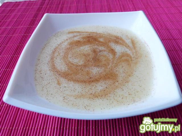 Zupa-krem z jabłek z cynamonem