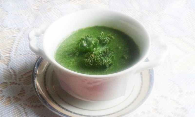 Zupa krem z jarmużu Zupa krem z jarmużu