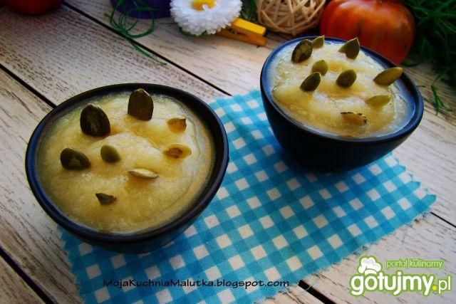 Zupa krem z kalafiora z pestkami dyni 