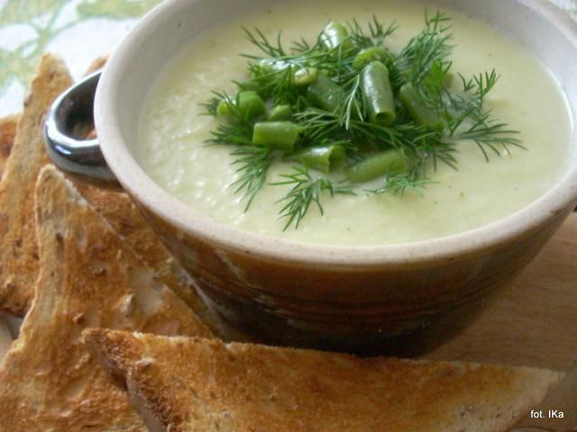Zupa - krem z łodygi brokuła Zupa - krem z łodygi brokuła