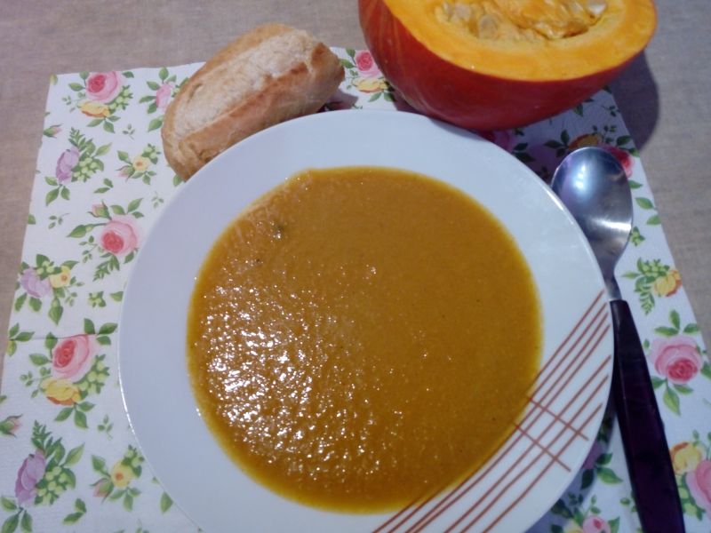 Zupa krem z pieczonej dyni Zupa krem z pieczonej dyni