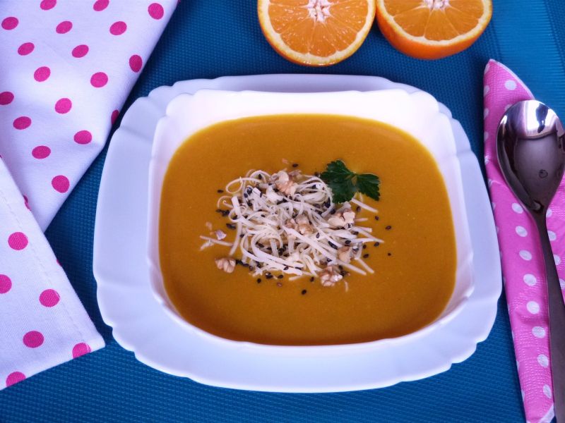 Zupa krem z pieczonej dyni i papryki Zupa krem z pieczonej dyni i papryki