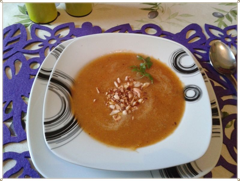 Zupa krem z pieczonej marchewki  Zupa krem z pieczonej marchewki