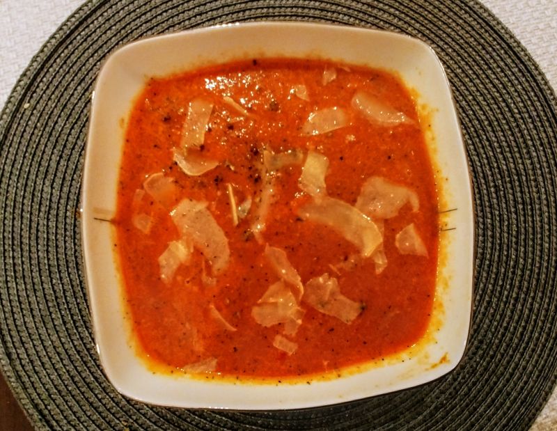 Zupa-krem z pomidorów z parmezanem