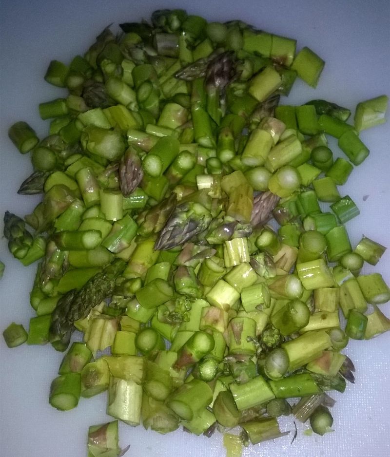 Zupa krem z zielonych szparagów i kalafiora