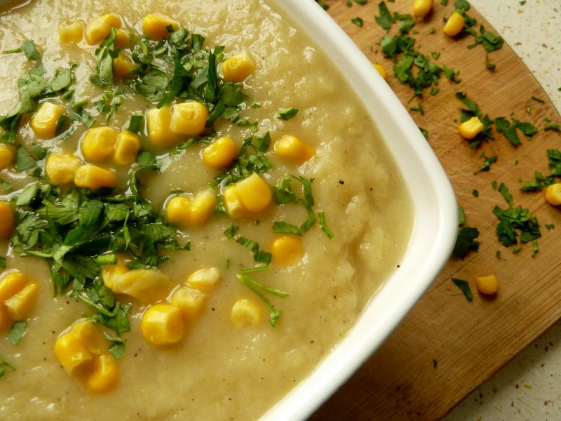 Zupa krem ze szparagów i pora z kukurydzą Zupa krem ze szparagów i pora z kukurydzą