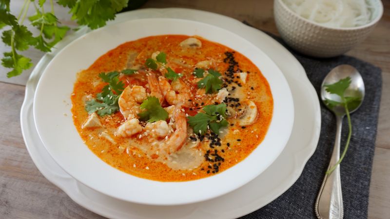 Zupa krewetkowa z mlekiem kokosowym 