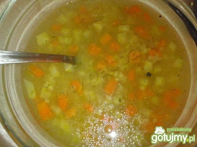 Zupa krupnik na rosole drobiowym 