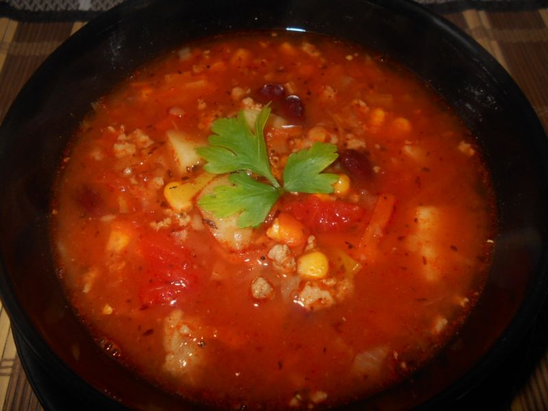 Zupa meksykańska z ziemniakami i włoszczyzną