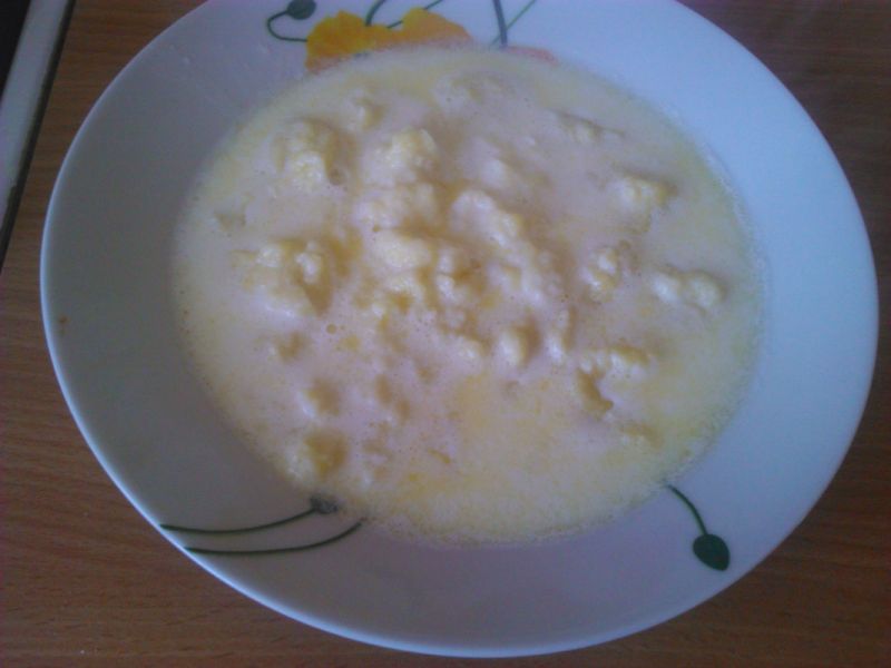 Zupa mleczna z kluskami Zupa mleczna z kluskami