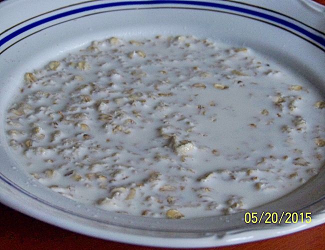 Zupa mleczna z płatkami owsianymi Zupa mleczna z płatkami owsianymi