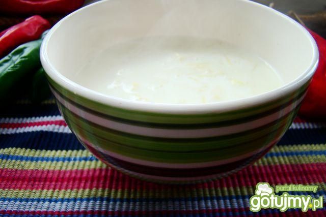 Zupa mleczno-waniliowa z makaronikiem 