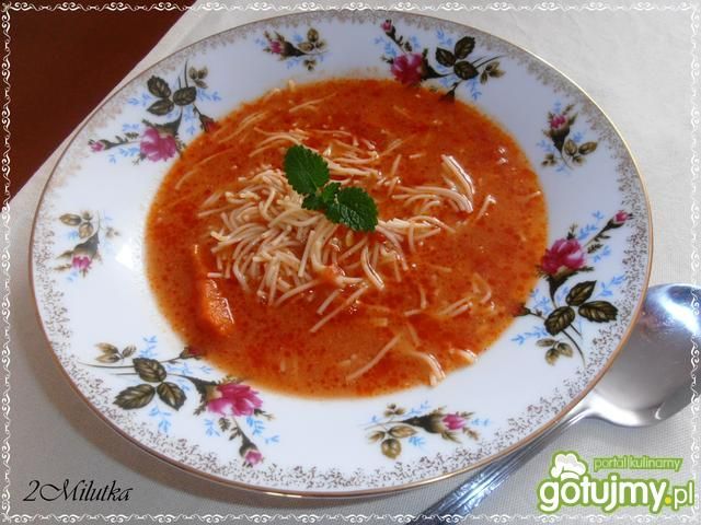 Zupa mocno pomidorowa Zupa mocno pomidorowa