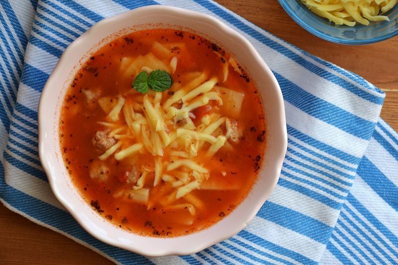 Zupa o smaku lazanii