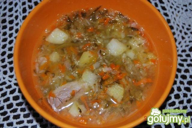 Zupa ogorkowa mojej mamy