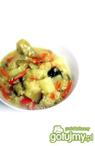 Zupa ogórkowa z nutą indyjskiego curry Zupa ogórkowa z nutą indyjskiego curry